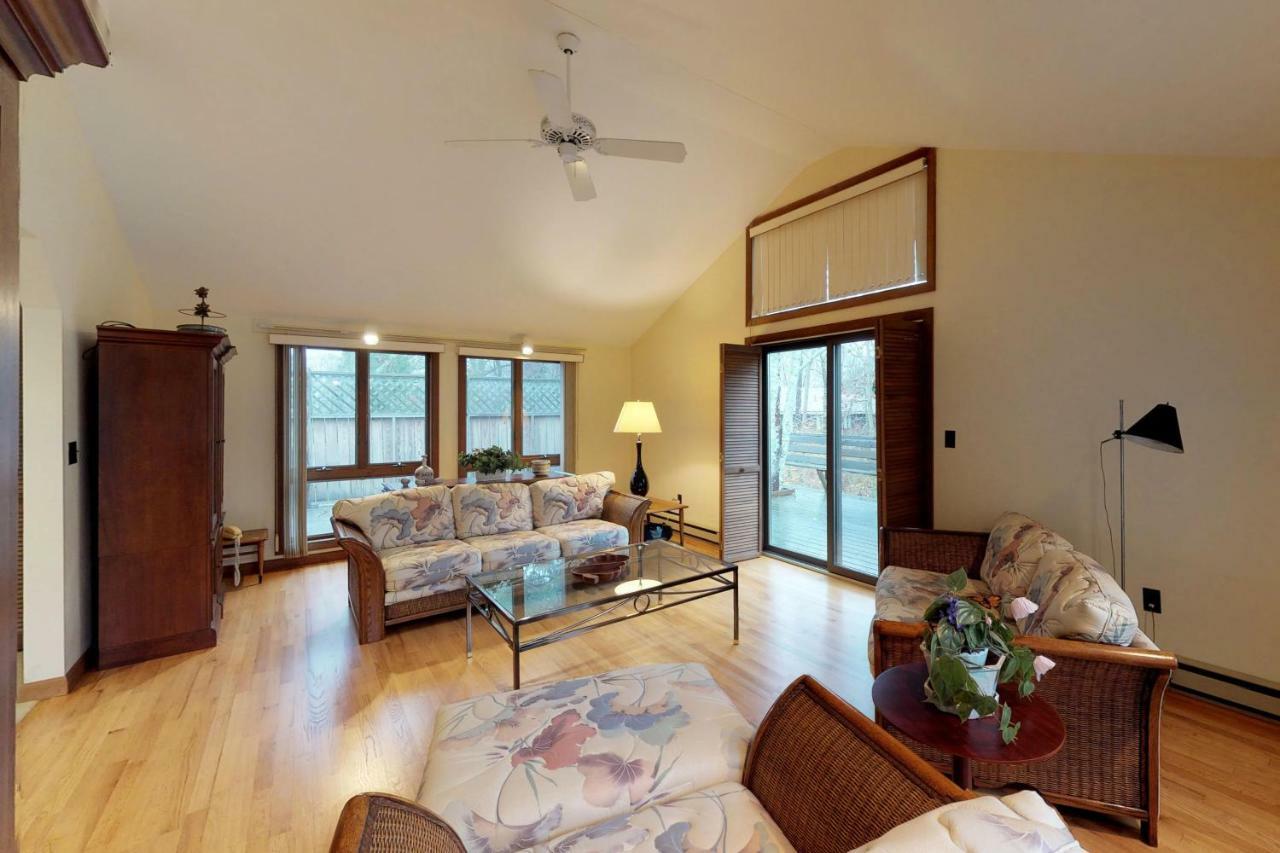 Villa Island Getaway Oak Bluffs Exterior foto